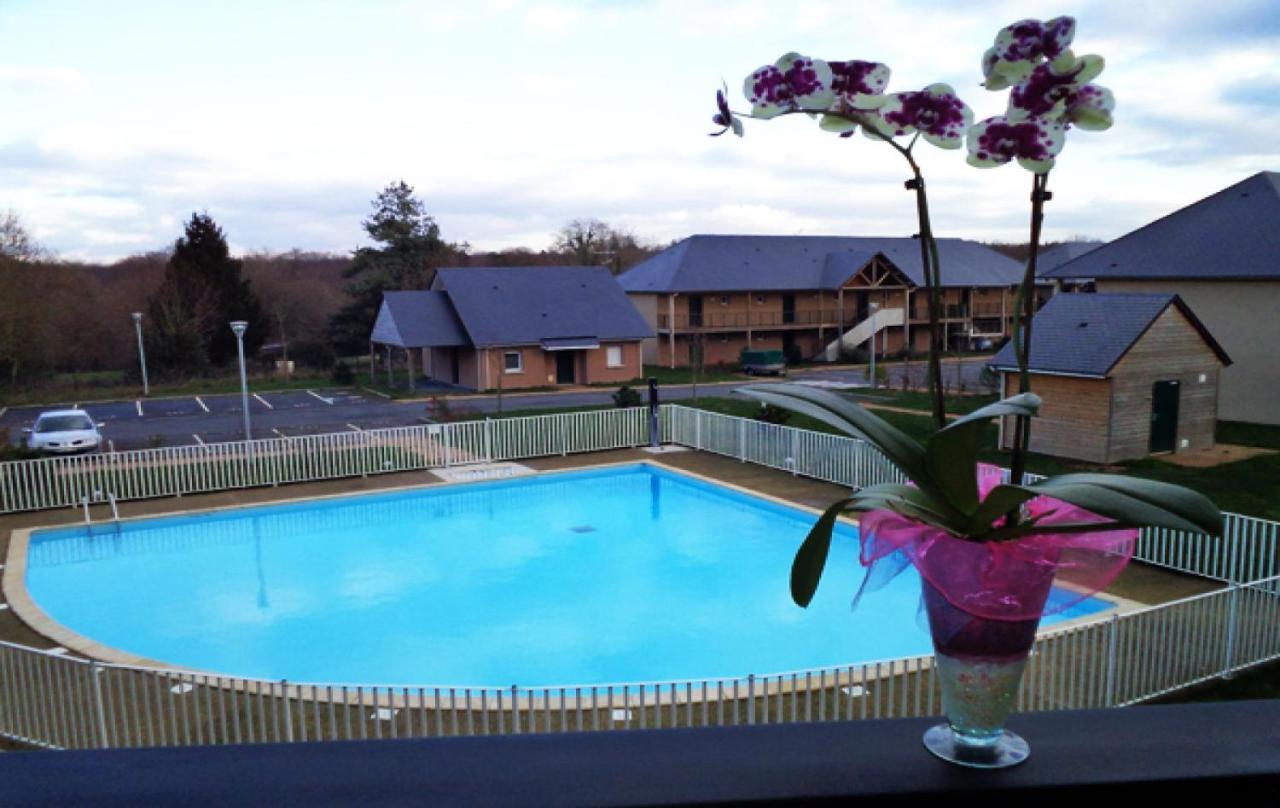 Charmant 2 Pieces Proche D Honfleur, Piscine En Saison, Parking Gratuit, Wifi Équemauville Buitenkant foto